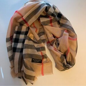 ❤️Authentic Burberry Classic Check Printed Frayed Edge Pure Cashmere Scarf Shawl
